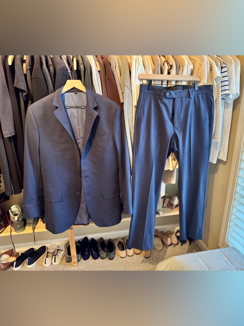 Jos. A. Bank Navy Blue Two-Piece Suit - Notch Lapel Jacket & Flat-Front Pants